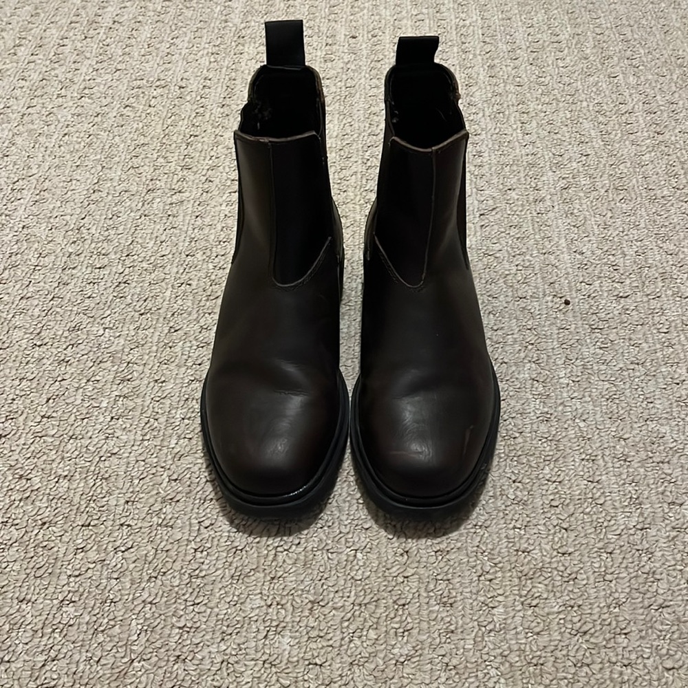 Steve Madden Waterproof fashion boots. Worn once. Dark chestnut brown. Size 7